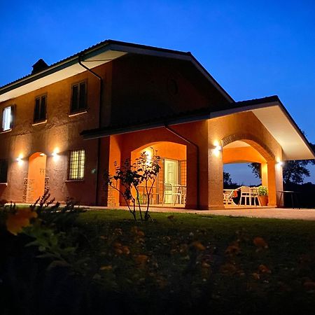 Casale Appia Acomodação com café da manhã Latina Exterior foto